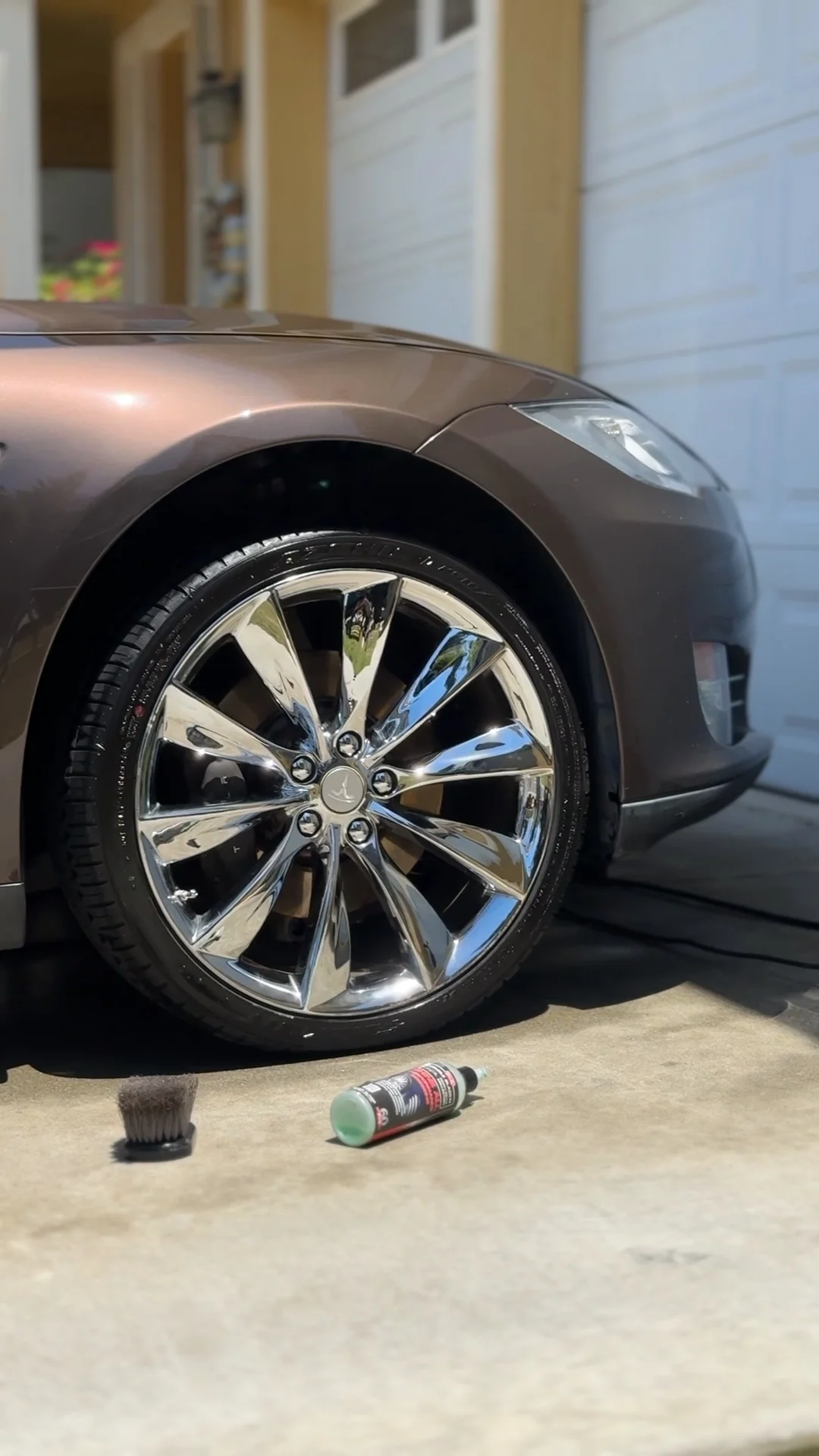 Tesla Model S wheels cleaned and dressed