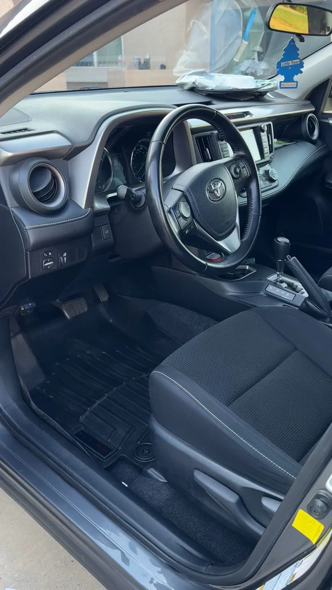 Toyota RAV4 finished interior after detailing